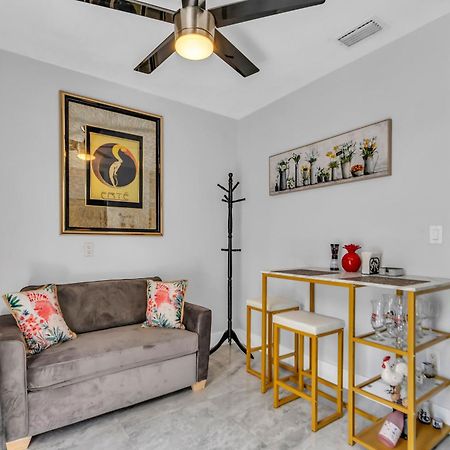 Little Gables Studio-Your Miami Escape-10Min Airport ภายนอก รูปภาพ