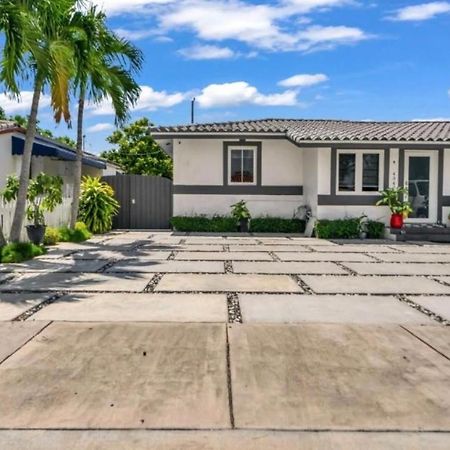 Little Gables Studio-Your Miami Escape-10Min Airport ภายนอก รูปภาพ