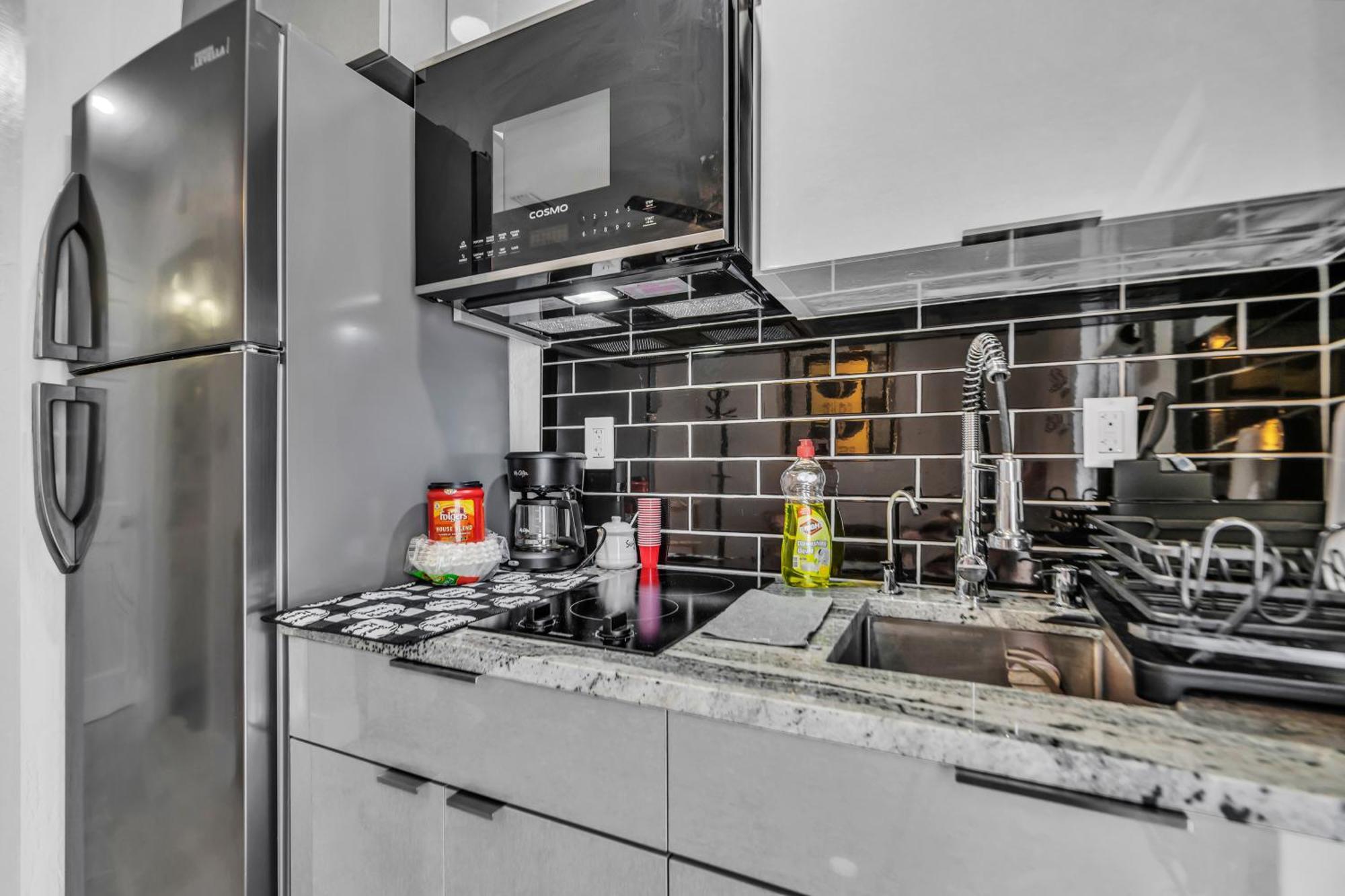 Little Gables Studio-Your Miami Escape-10Min Airport ภายนอก รูปภาพ