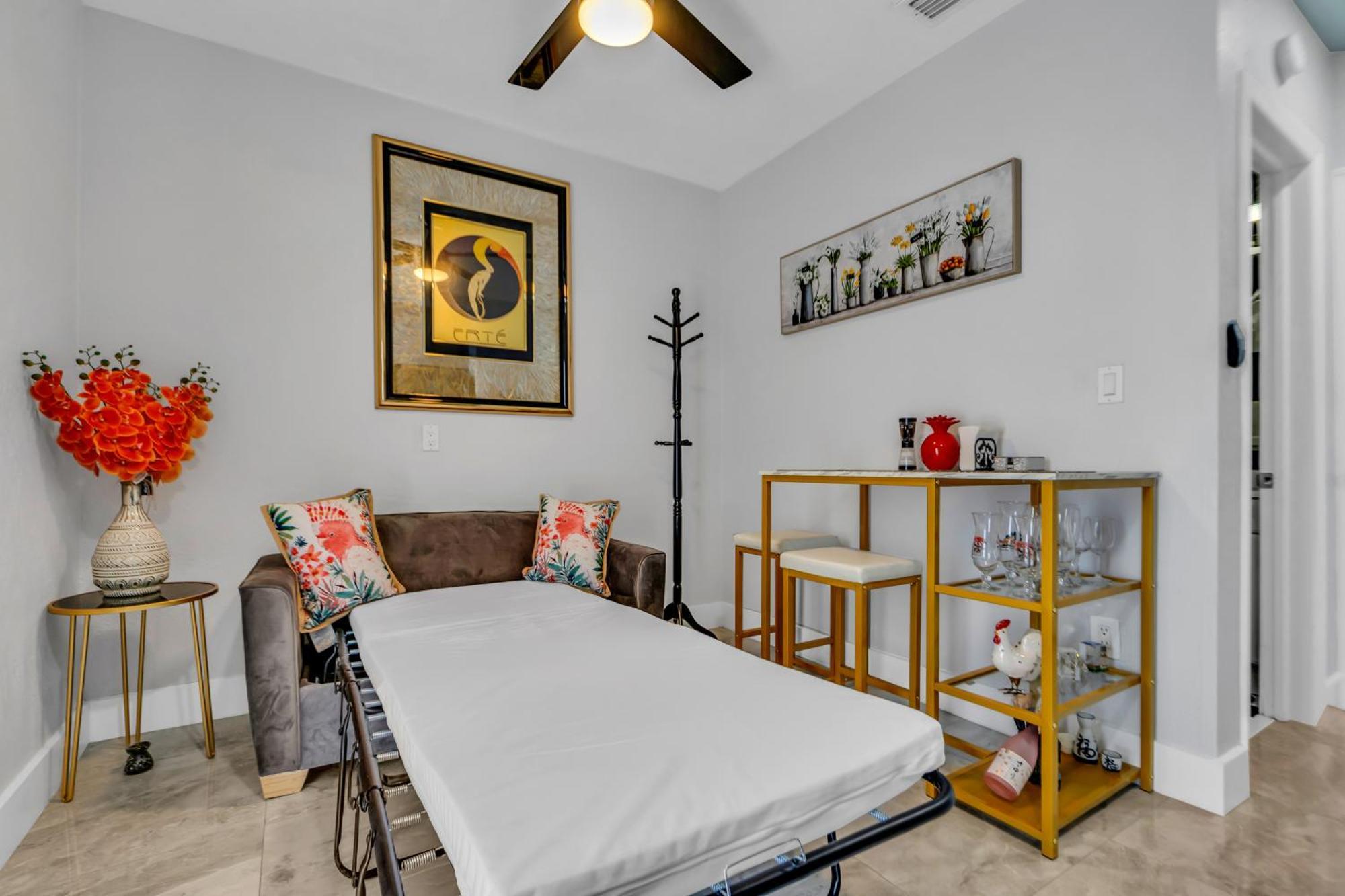 Little Gables Studio-Your Miami Escape-10Min Airport ภายนอก รูปภาพ