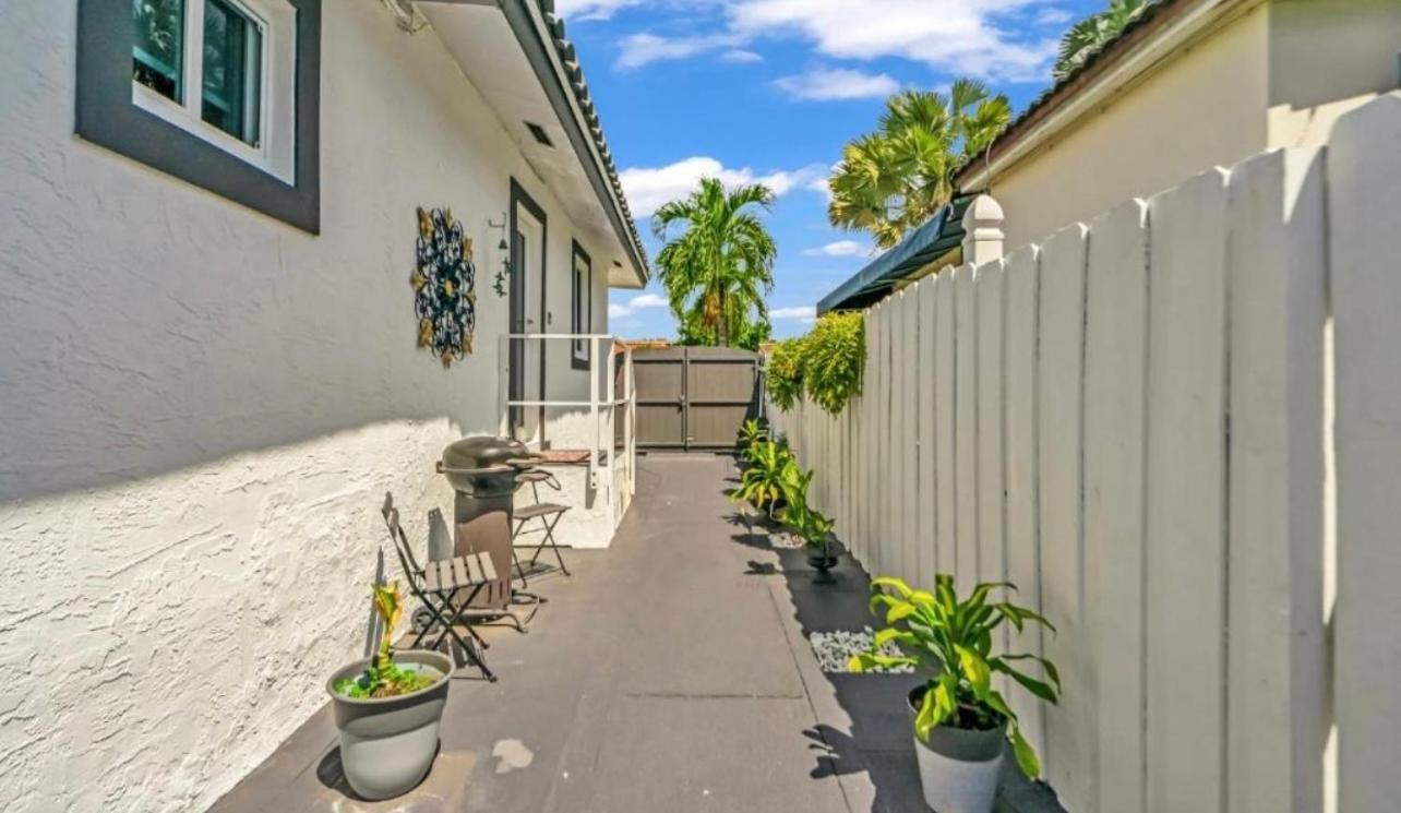 Little Gables Studio-Your Miami Escape-10Min Airport ห้อง รูปภาพ